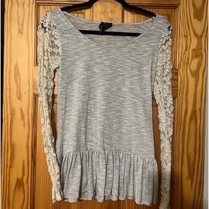 Lace sleeved top